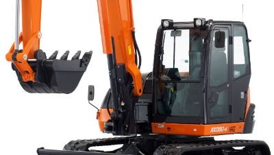 mini pelle 8 tonnes
